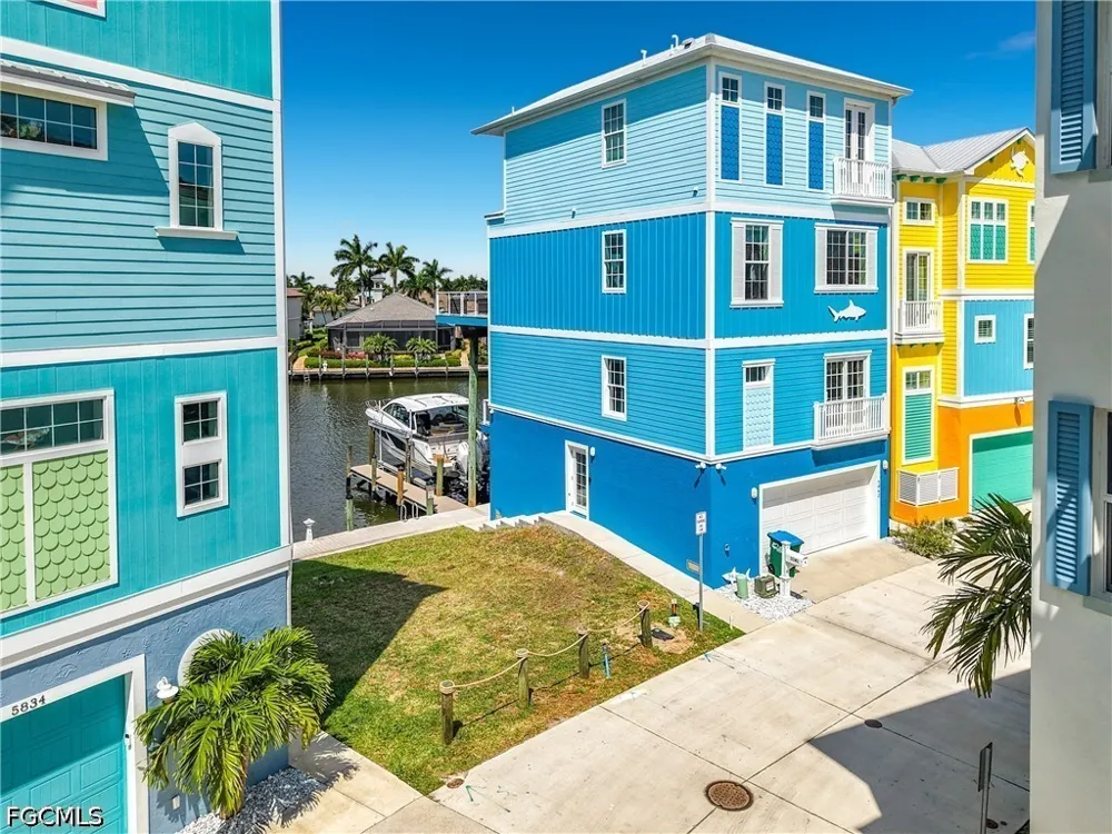 Shell Cove Drive Cape Coral, FL 33914