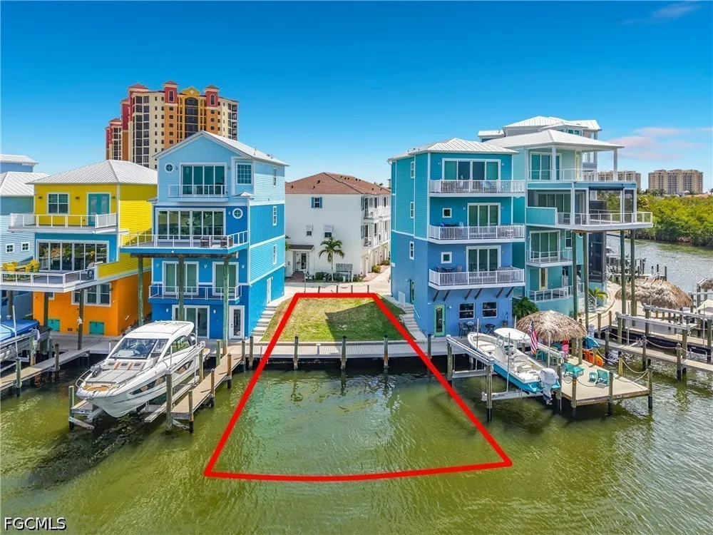 Shell Cove Drive Cape Coral, FL 33914