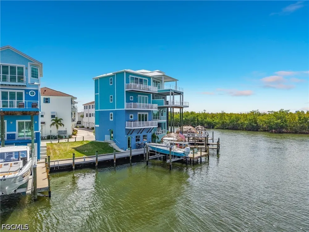 Shell Cove Drive Cape Coral, FL 33914