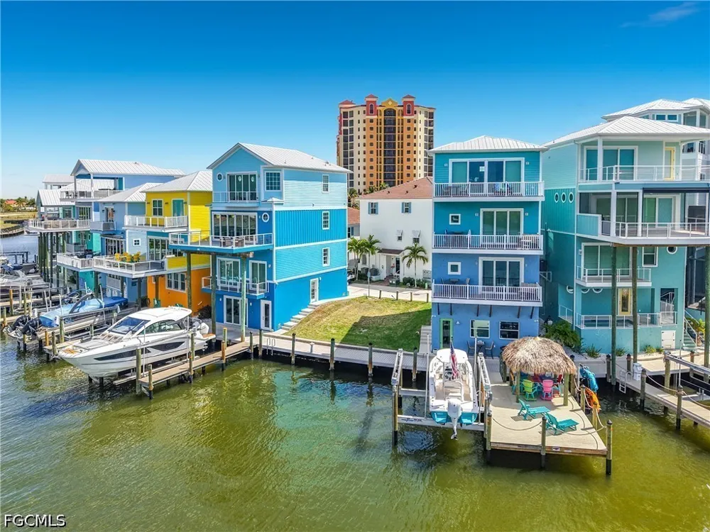 Shell Cove Drive Cape Coral, FL 33914