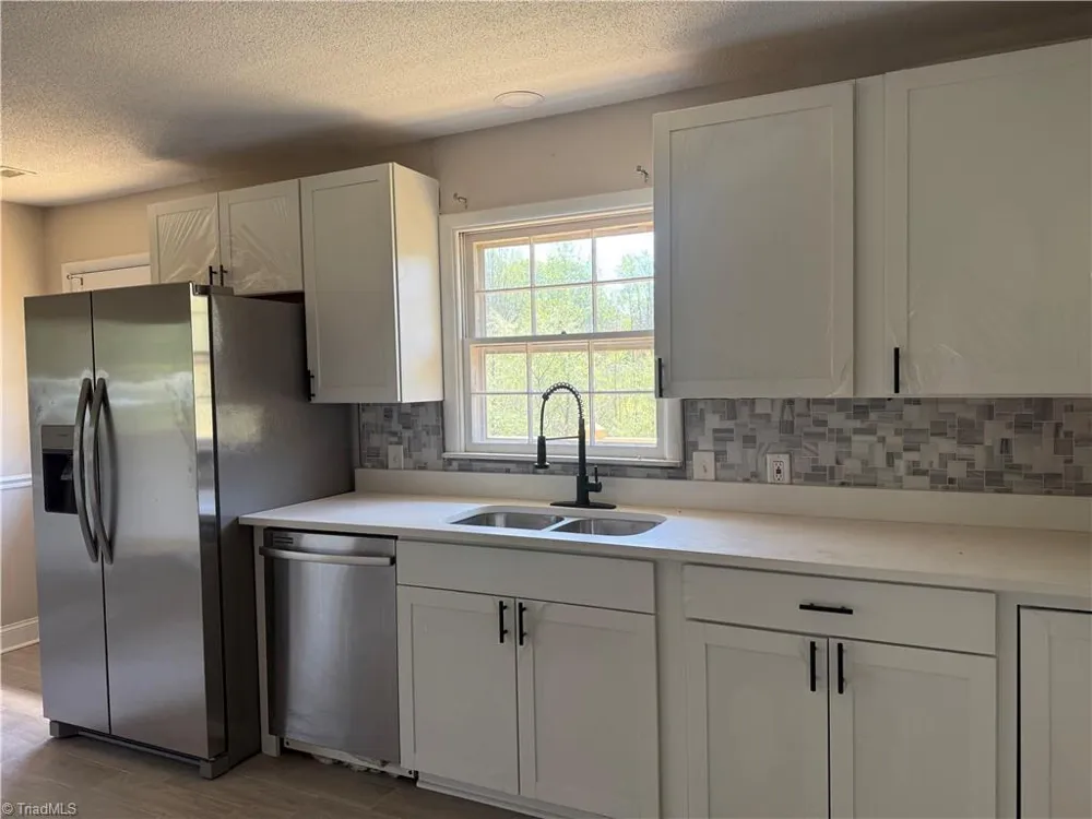 4210 Niblick Drive Pfafftown, NC 27040