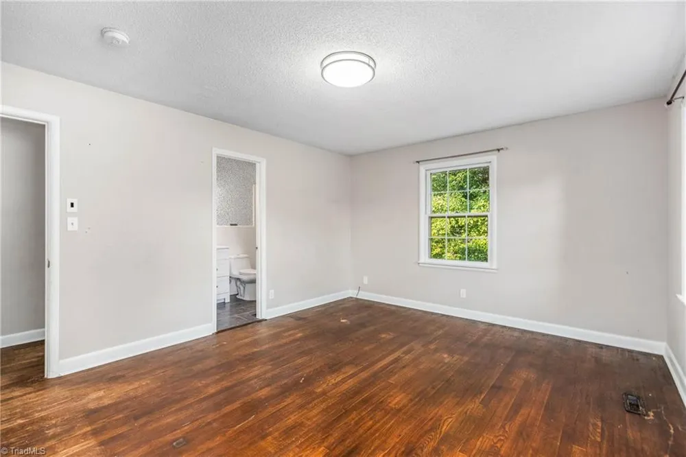 4210 Niblick Drive Pfafftown, NC 27040
