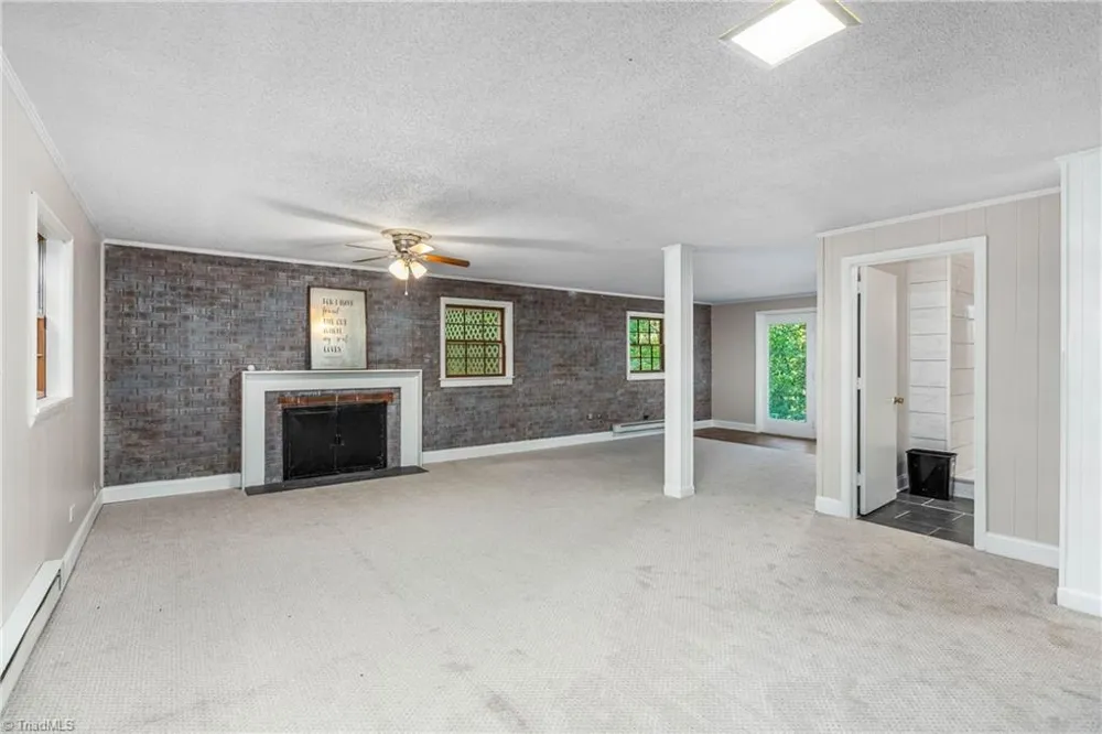 4210 Niblick Drive Pfafftown, NC 27040