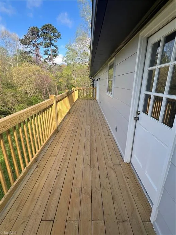 4210 Niblick Drive Pfafftown, NC 27040
