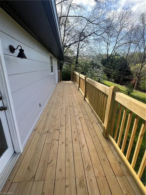 4210 Niblick Drive Pfafftown, NC 27040