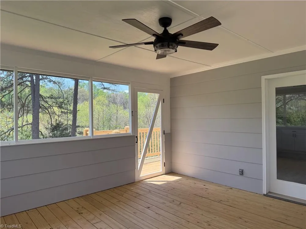 4210 Niblick Drive Pfafftown, NC 27040
