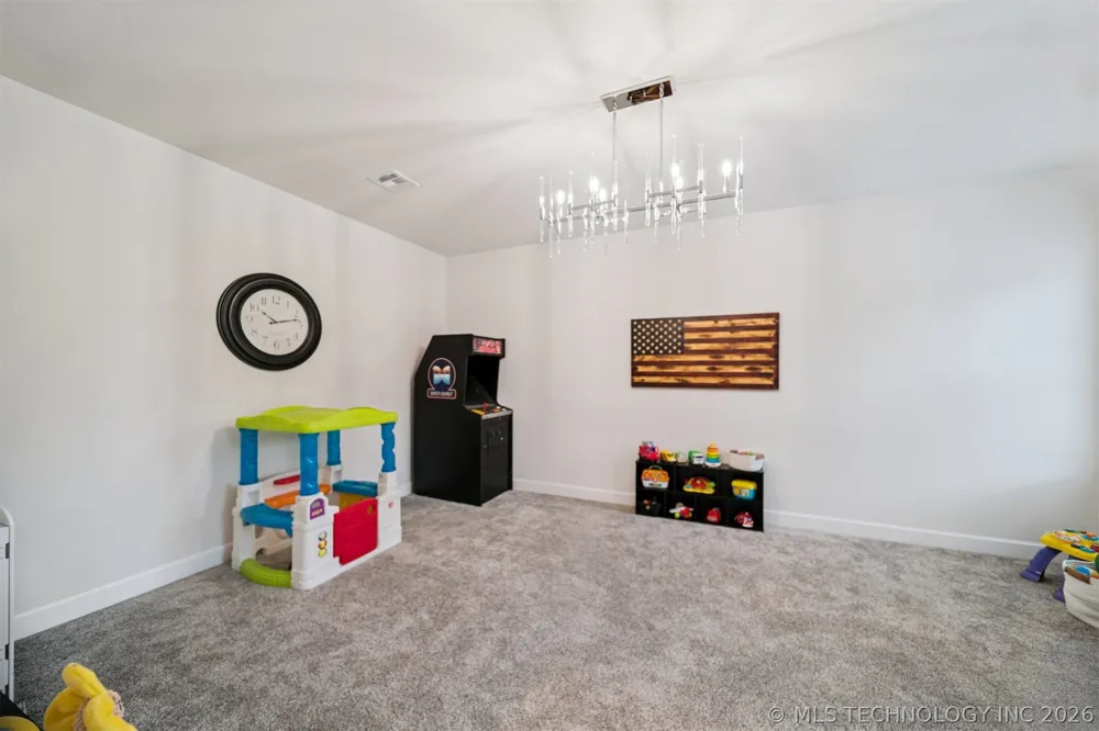 7201 Hawthorne Lane Owasso, OK 74055