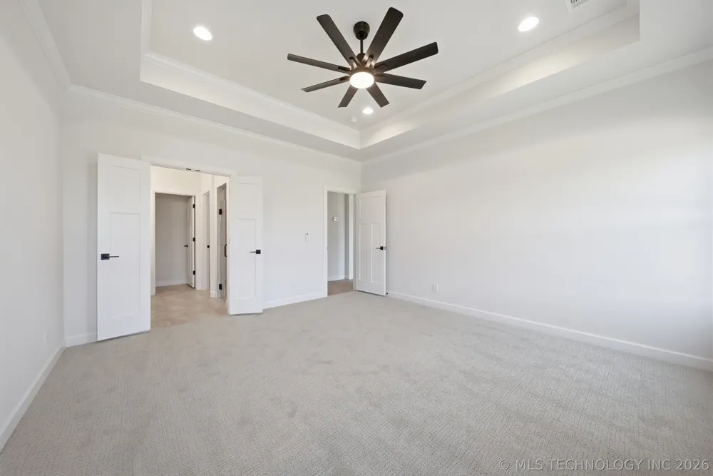 1009 S Chickasaw Street Skiatook, OK 74070