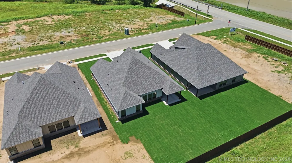 1009 S Chickasaw Street Skiatook, OK 74070