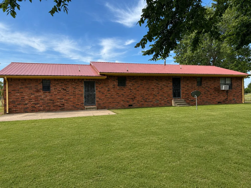 411321 E 1080 ROAD Checotah, OK 74426