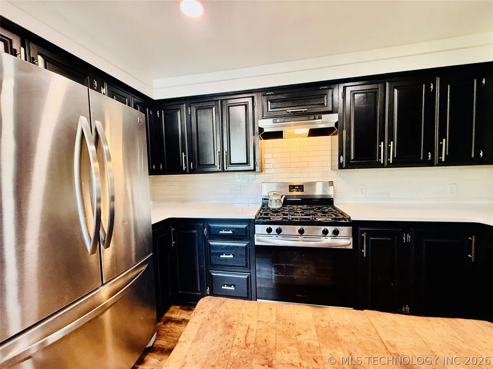 410 S 4th Hartshorne, OK 74547
