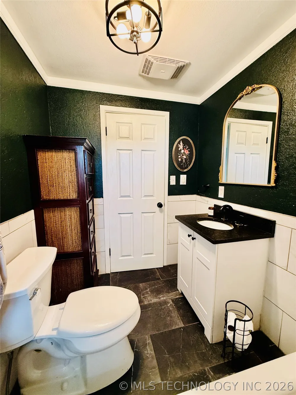 410 S 4th Hartshorne, OK 74547