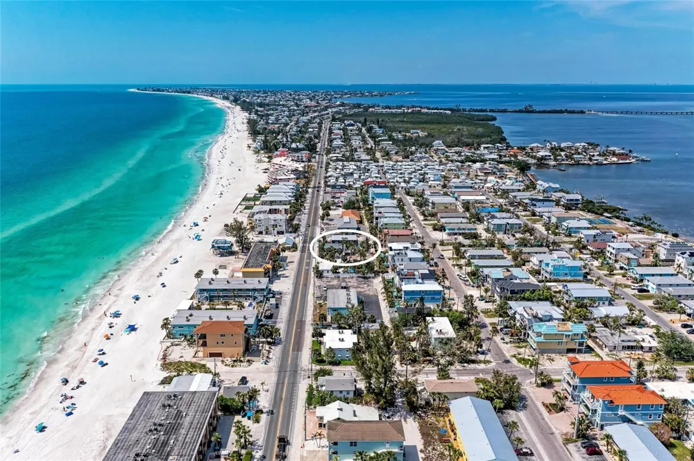 101 25TH STREET #1 Bradenton Beach, FL 34217