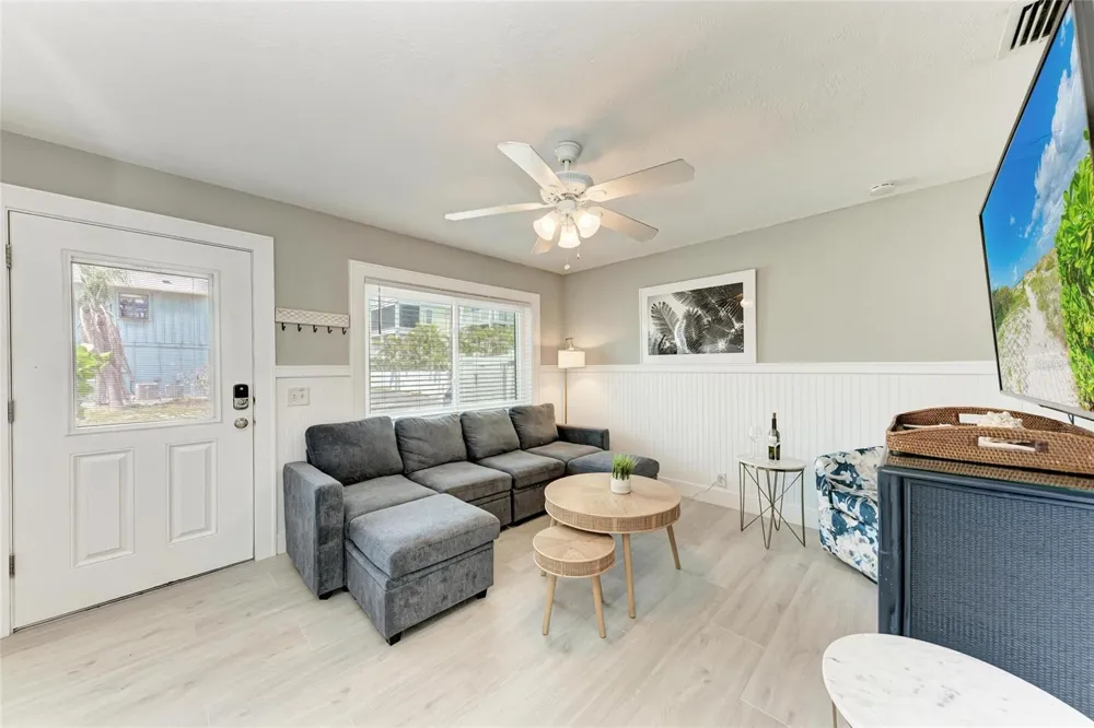 101 25TH STREET #1 Bradenton Beach, FL 34217