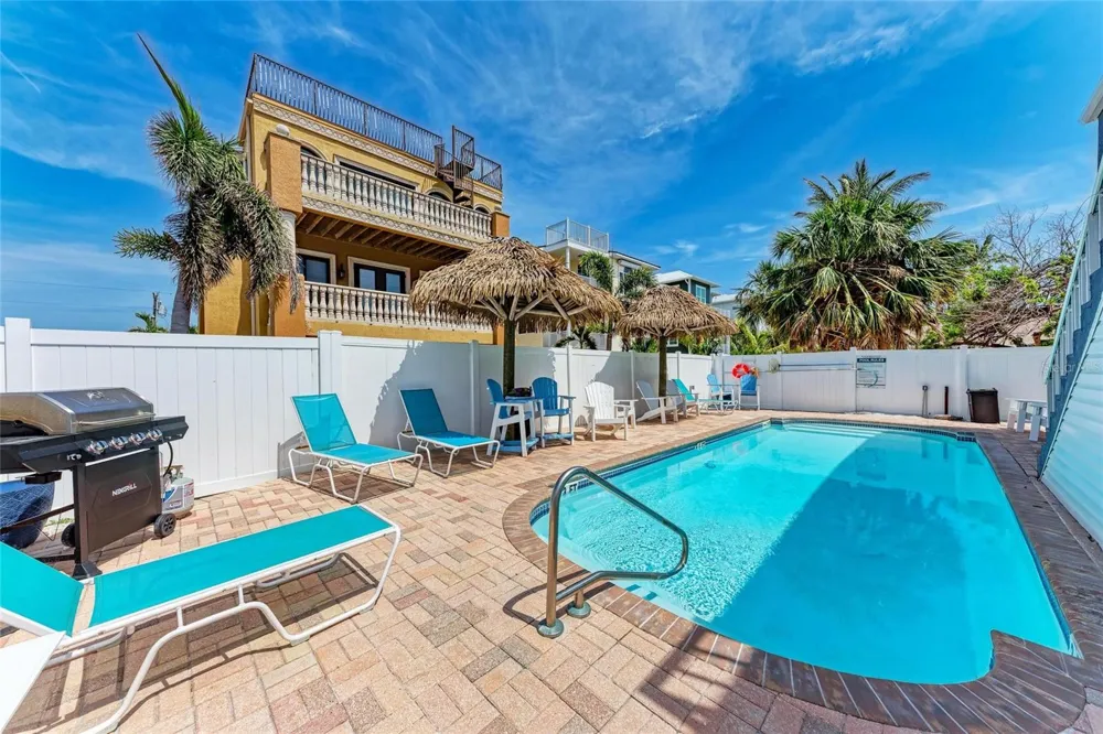 101 25TH STREET #1 Bradenton Beach, FL 34217