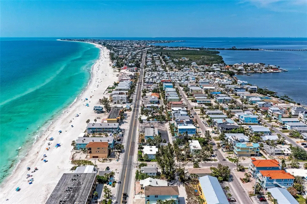 101 25TH STREET #1 Bradenton Beach, FL 34217