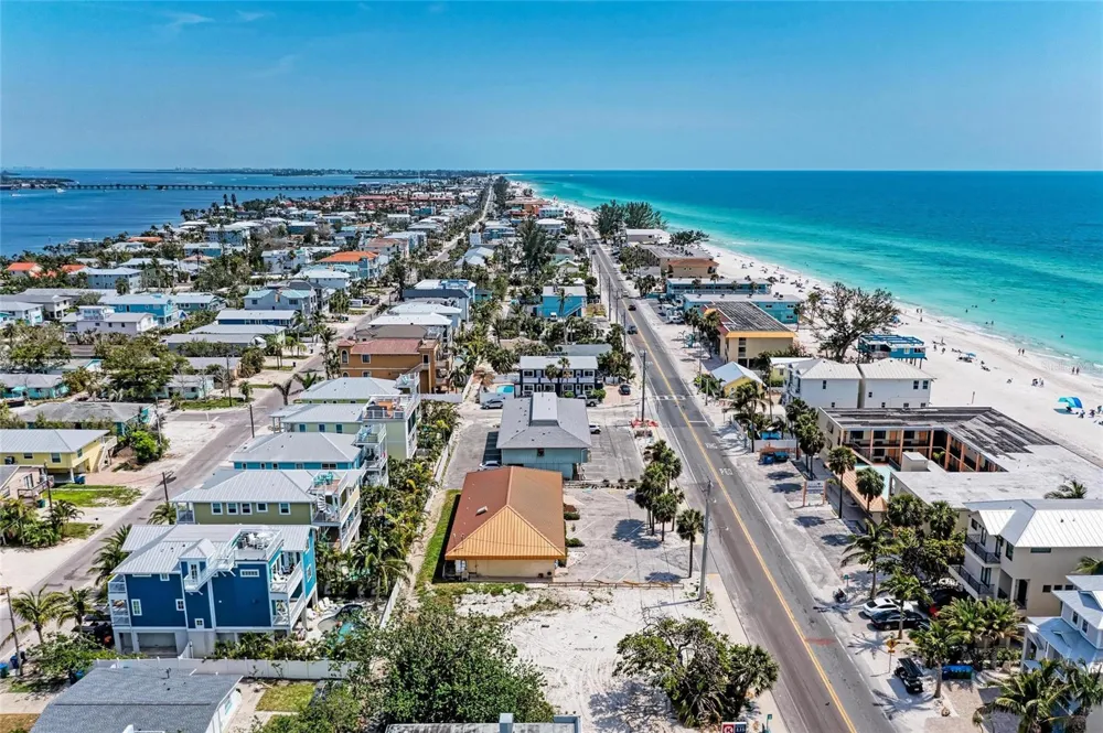 101 25TH STREET #1 Bradenton Beach, FL 34217