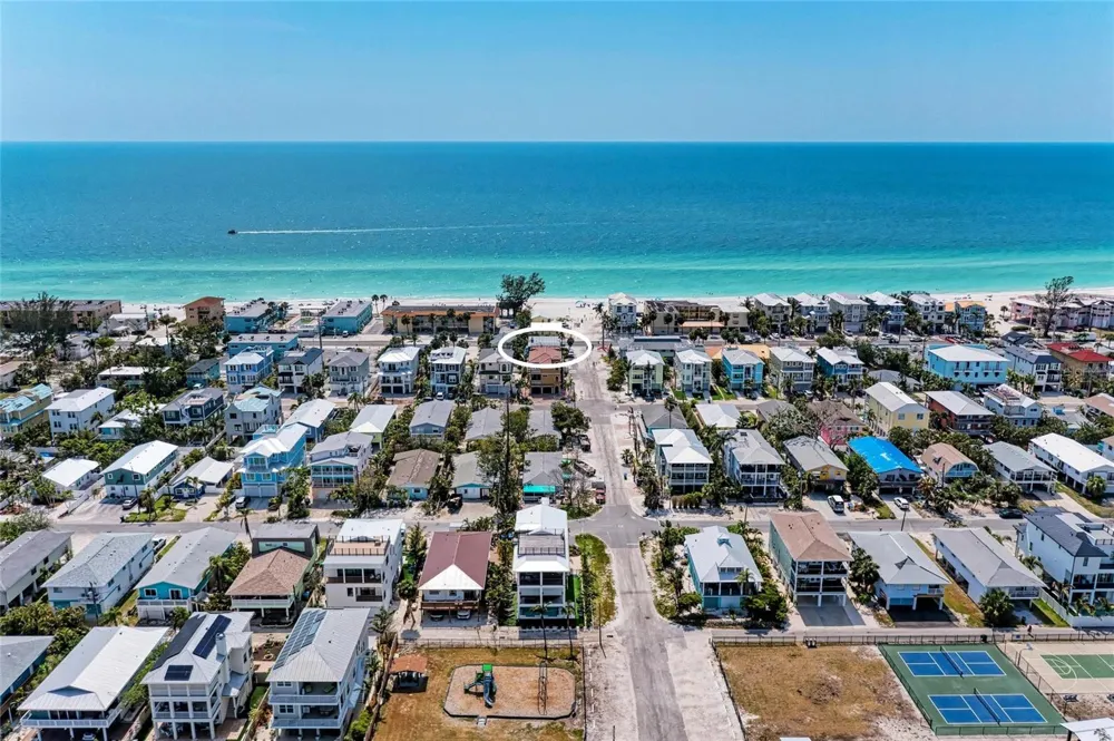 101 25TH STREET #1 Bradenton Beach, FL 34217