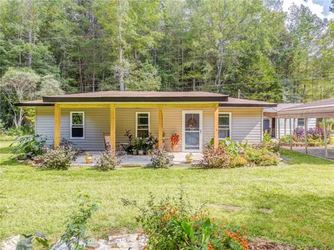 1525 Sloppy Floyd Lake Road