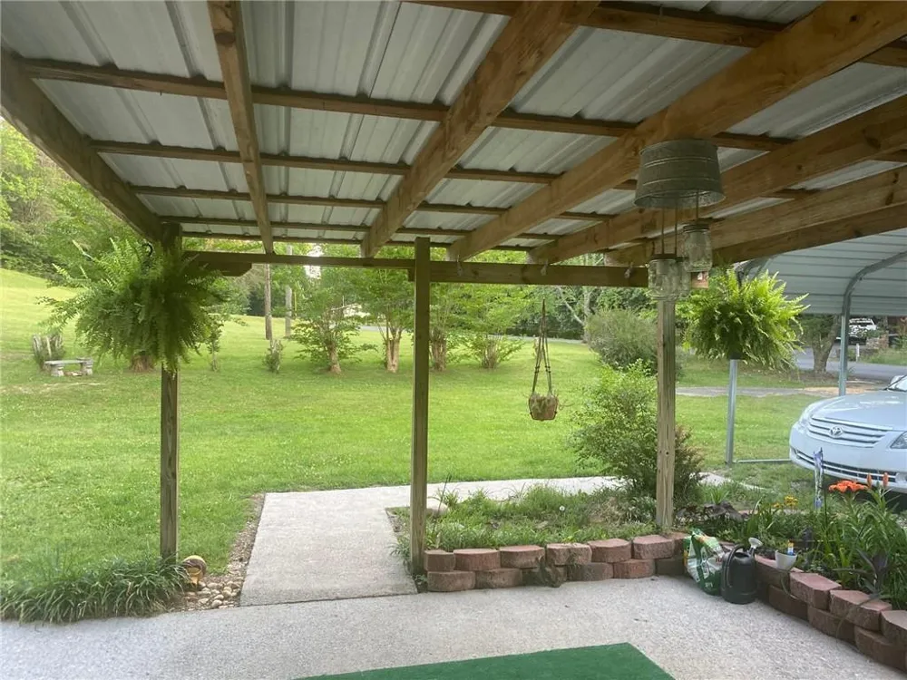 1525 Sloppy Floyd Lake Road Summerville, GA 30747