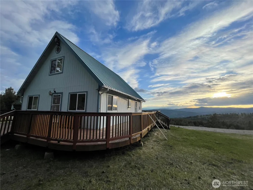 50 DOLL DRIVE Republic, WA 99166