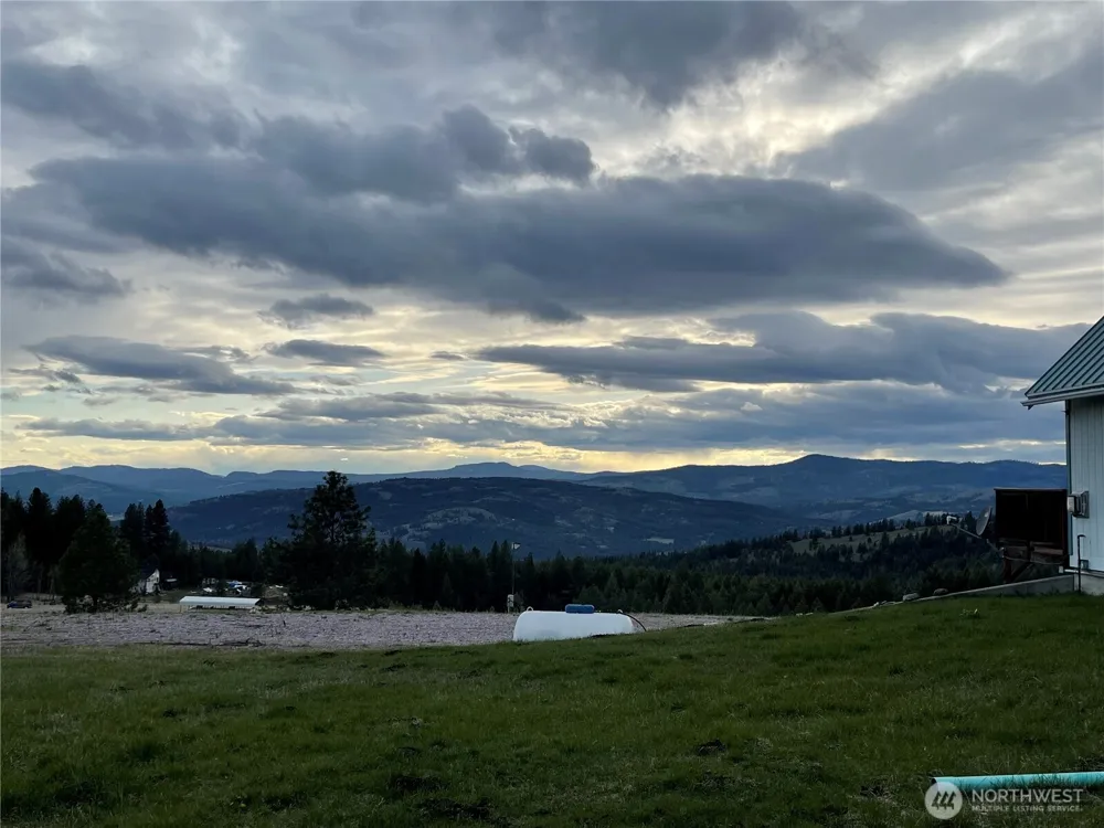 50 DOLL DRIVE Republic, WA 99166