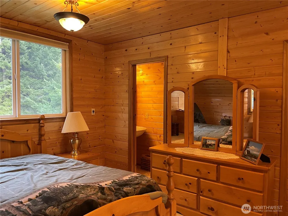 50 DOLL DRIVE Republic, WA 99166