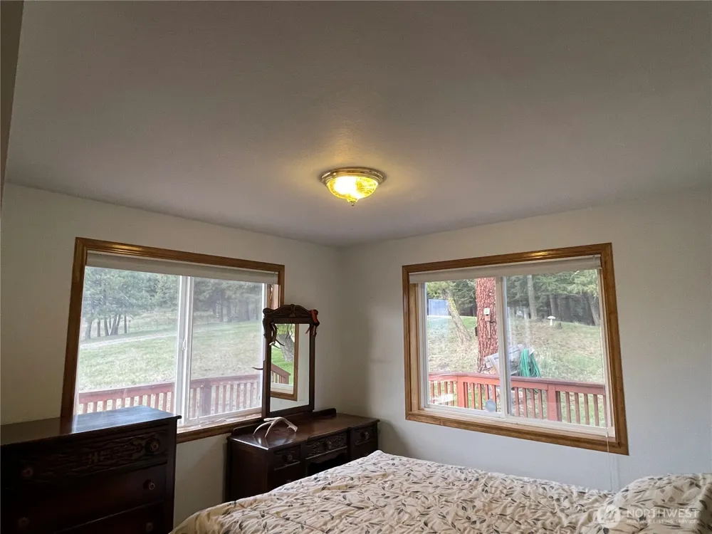 50 DOLL DRIVE Republic, WA 99166