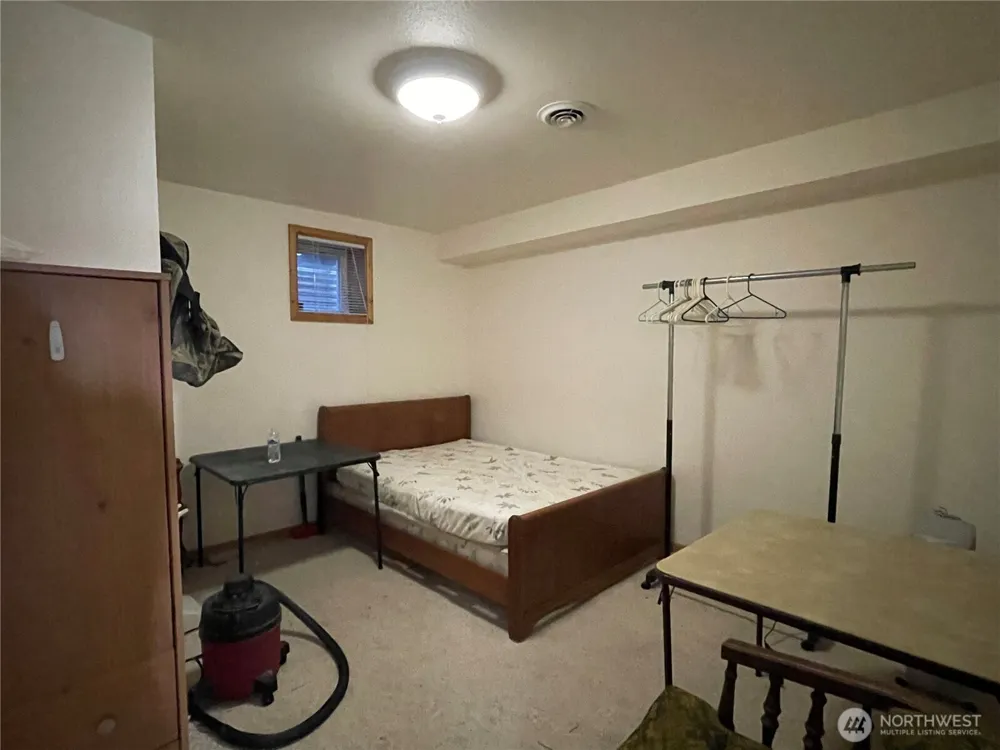 50 DOLL DRIVE Republic, WA 99166