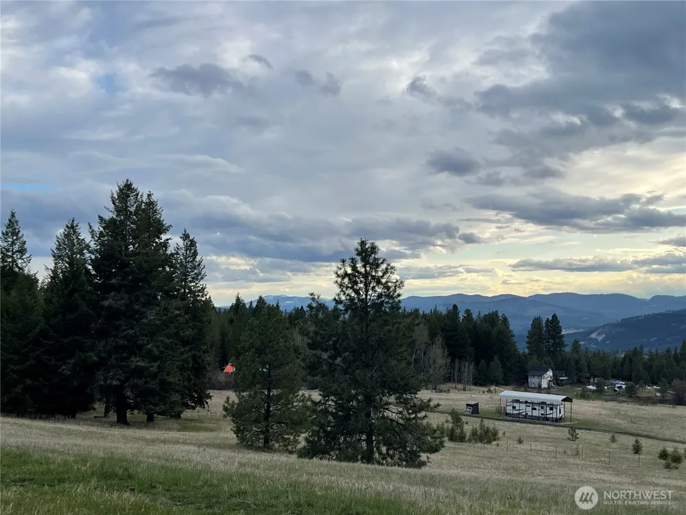 50 DOLL DRIVE Republic, WA 99166