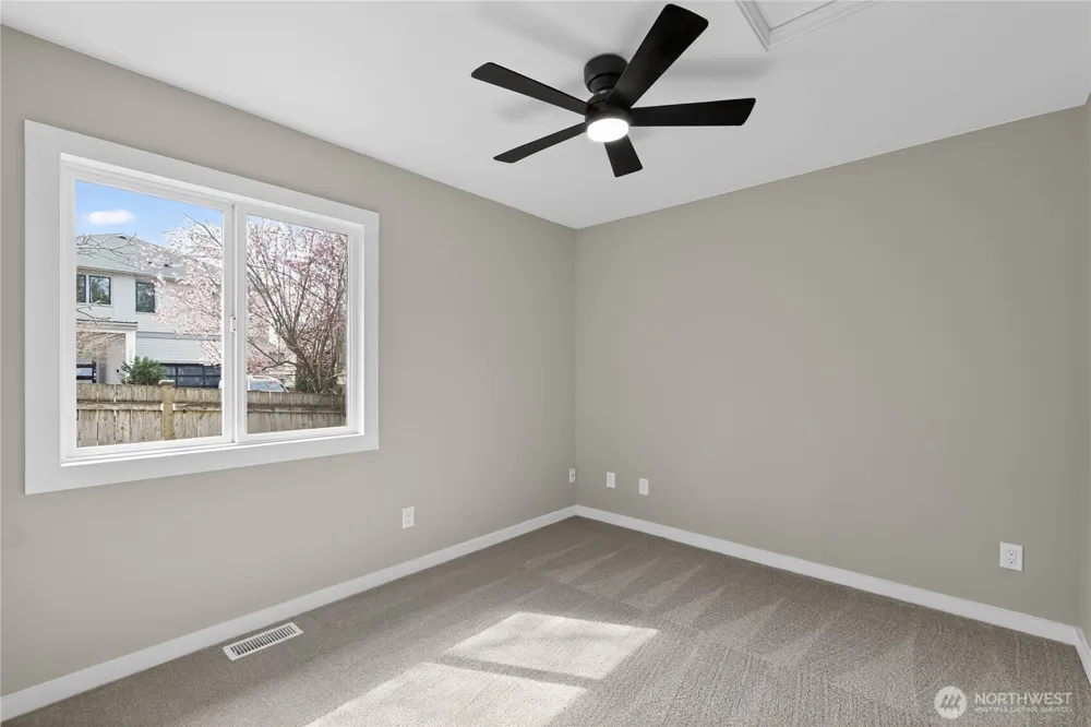 26518 NE Kennedy Drive Duvall, WA 98019