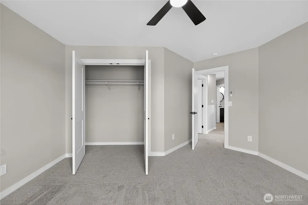 26518 NE Kennedy Drive Duvall, WA 98019