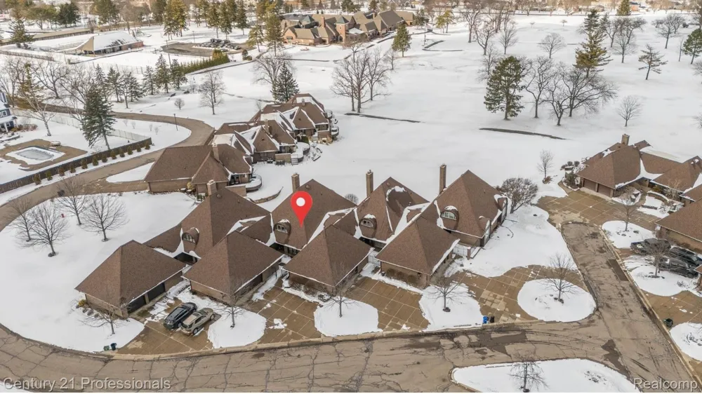9095 S Saginaw Road #5 Grand Blanc Charter Township, MI 48439