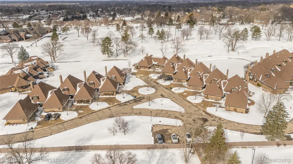 9095 S Saginaw Road #5 Grand Blanc Charter Township, MI 48439