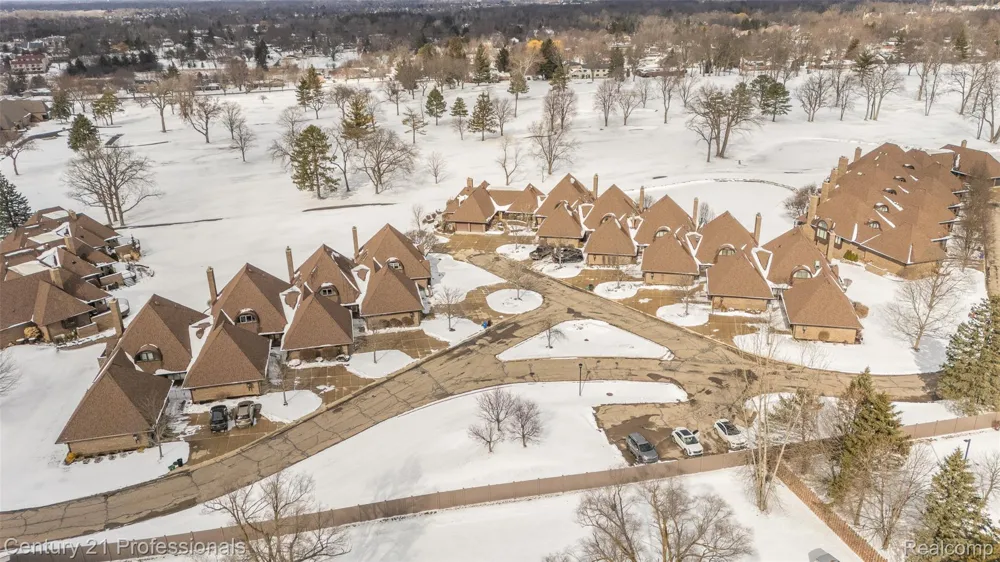 9095 S Saginaw Road #5 Grand Blanc Charter Township, MI 48439