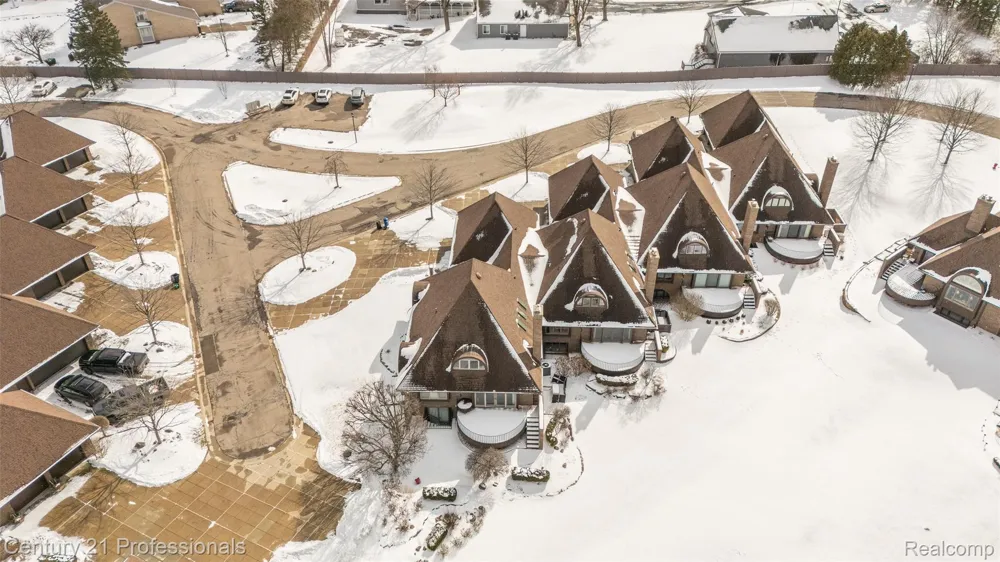 9095 S Saginaw Road #5 Grand Blanc Charter Township, MI 48439