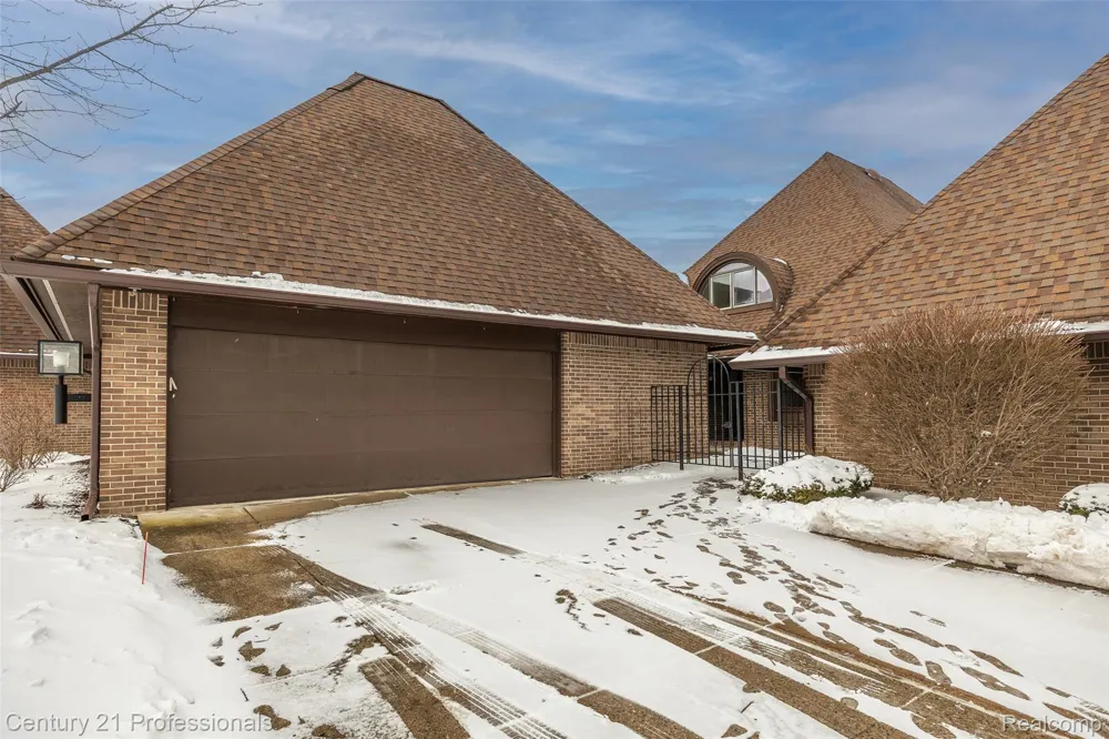 9095 S Saginaw Road #5 Grand Blanc Charter Township, MI 48439