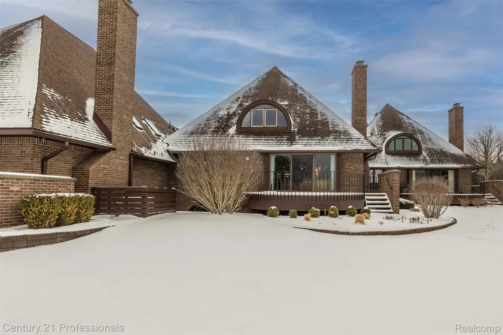 9095 S Saginaw Road #5 Grand Blanc Charter Township, MI 48439