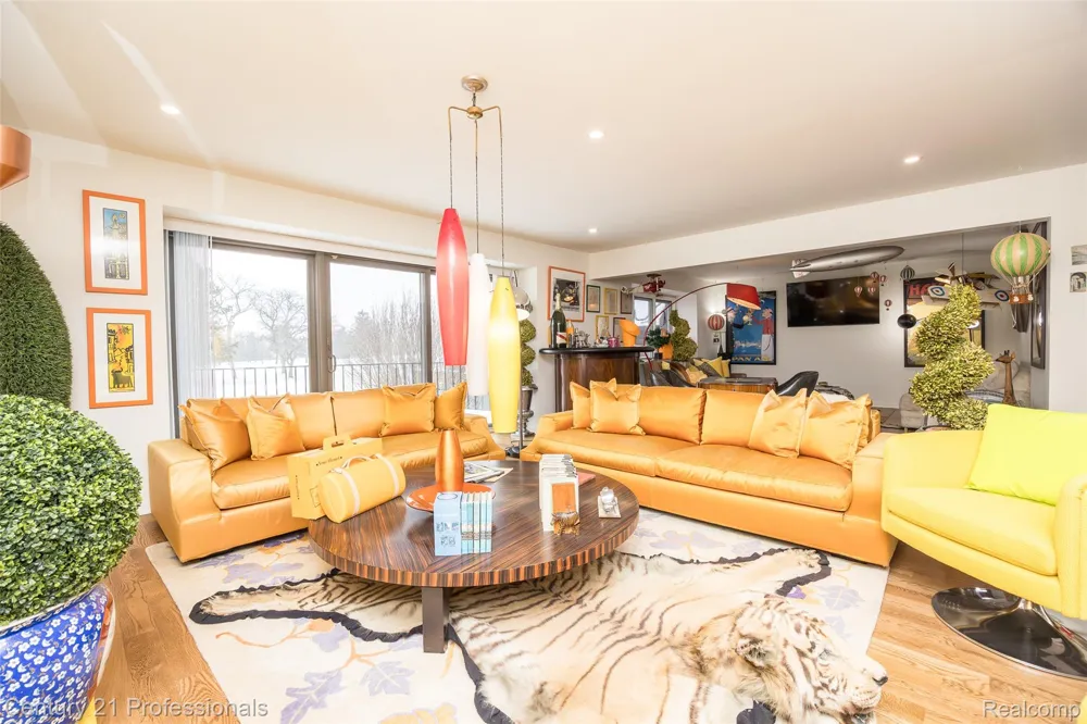 9095 S Saginaw Road #5 Grand Blanc Charter Township, MI 48439