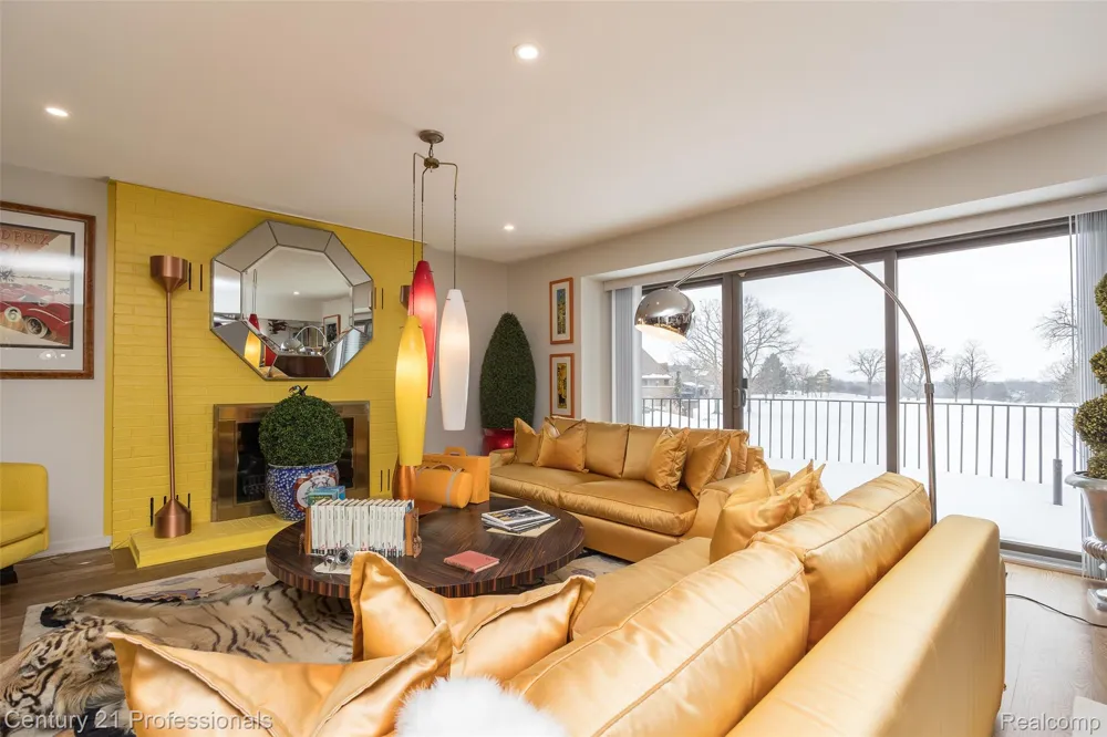 9095 S Saginaw Road #5 Grand Blanc Charter Township, MI 48439