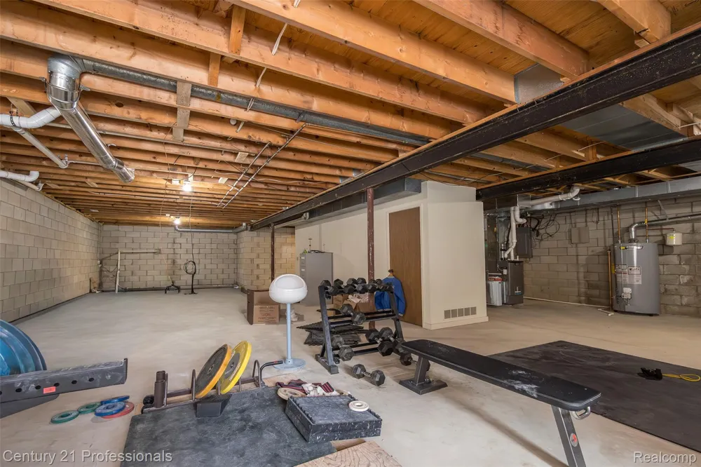 9095 S Saginaw Road #5 Grand Blanc Charter Township, MI 48439
