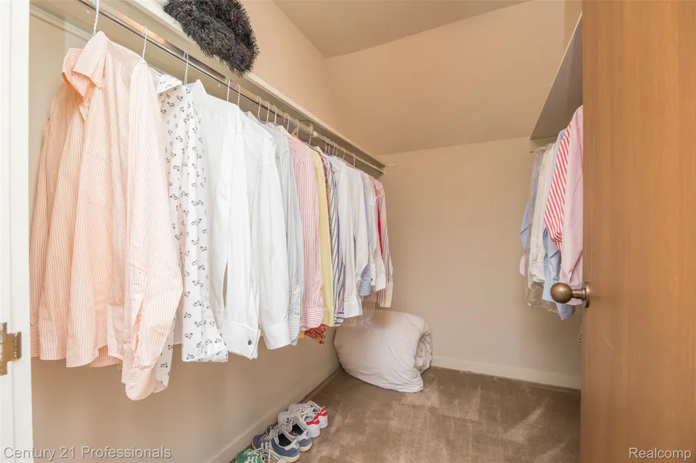 9095 S Saginaw Road #5 Grand Blanc Charter Township, MI 48439