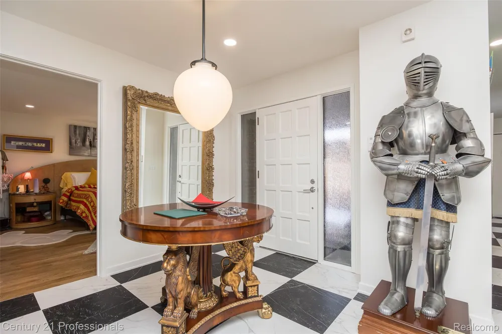 9095 S Saginaw Road #5 Grand Blanc Charter Township, MI 48439