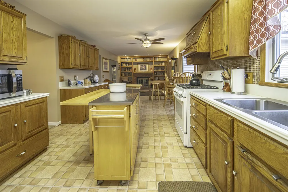 1575 Scully Road Union Charter Township, MI 48858