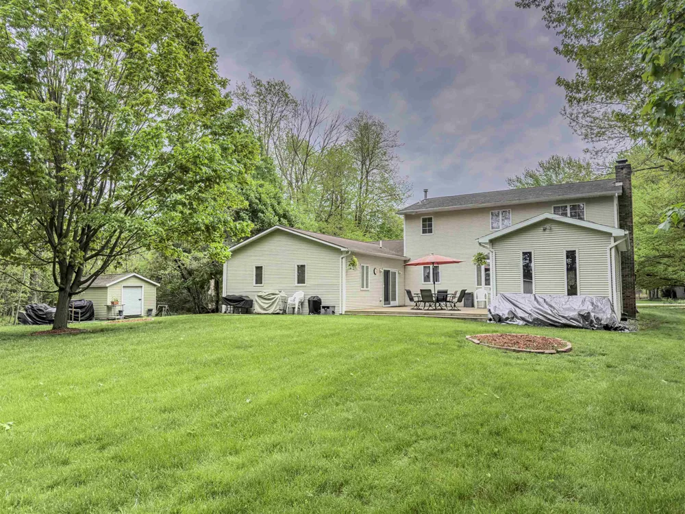 1575 Scully Road Union Charter Township, MI 48858
