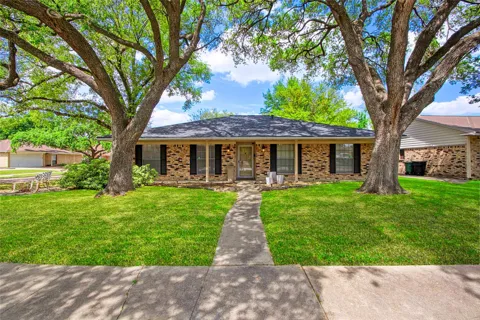5826 Autumn Forest Drive
