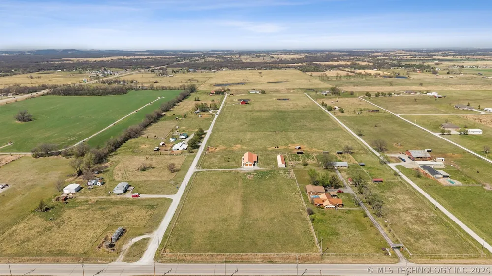 13908 3973 DRIVE Dewey, OK 74029