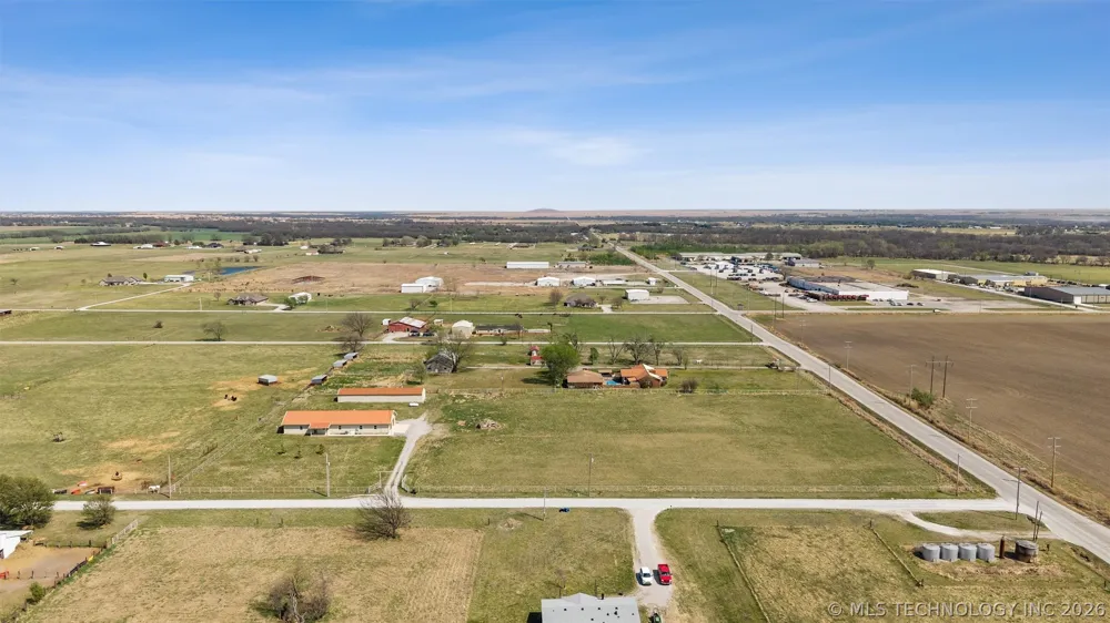 13908 3973 DRIVE Dewey, OK 74029