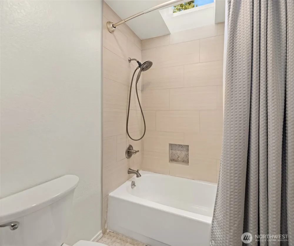 21803 NE 154th Street Woodinville, WA 98077