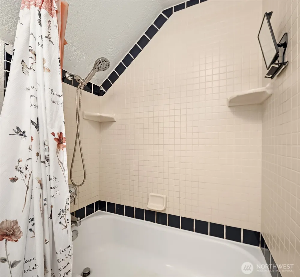 21803 NE 154th Street Woodinville, WA 98077